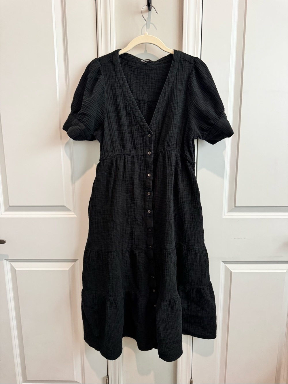 Madewell Black Tiered Button-Front Midi Dress with Puff Sleeves